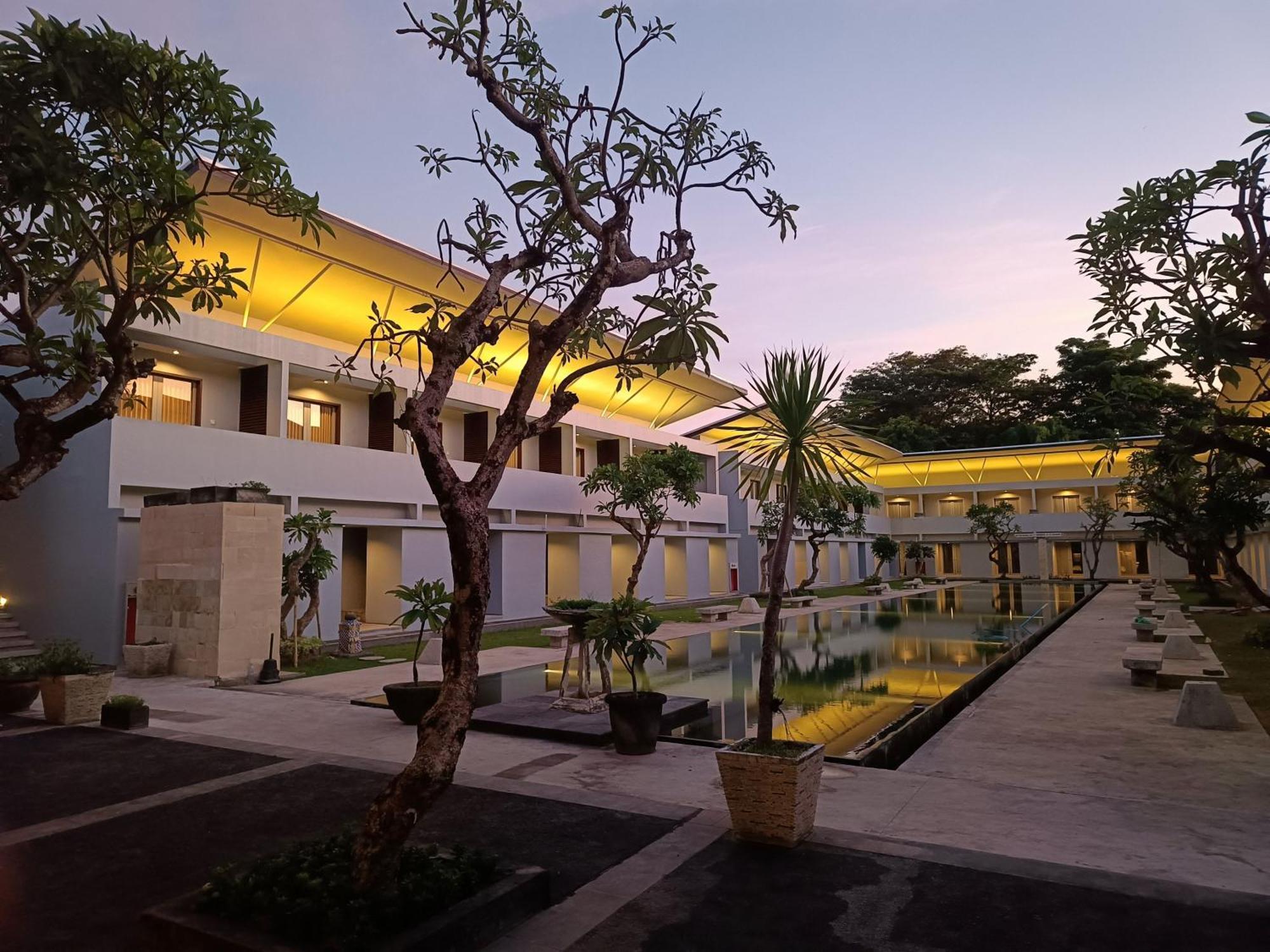 Kuta Living By Kamara Hotel Exterior foto