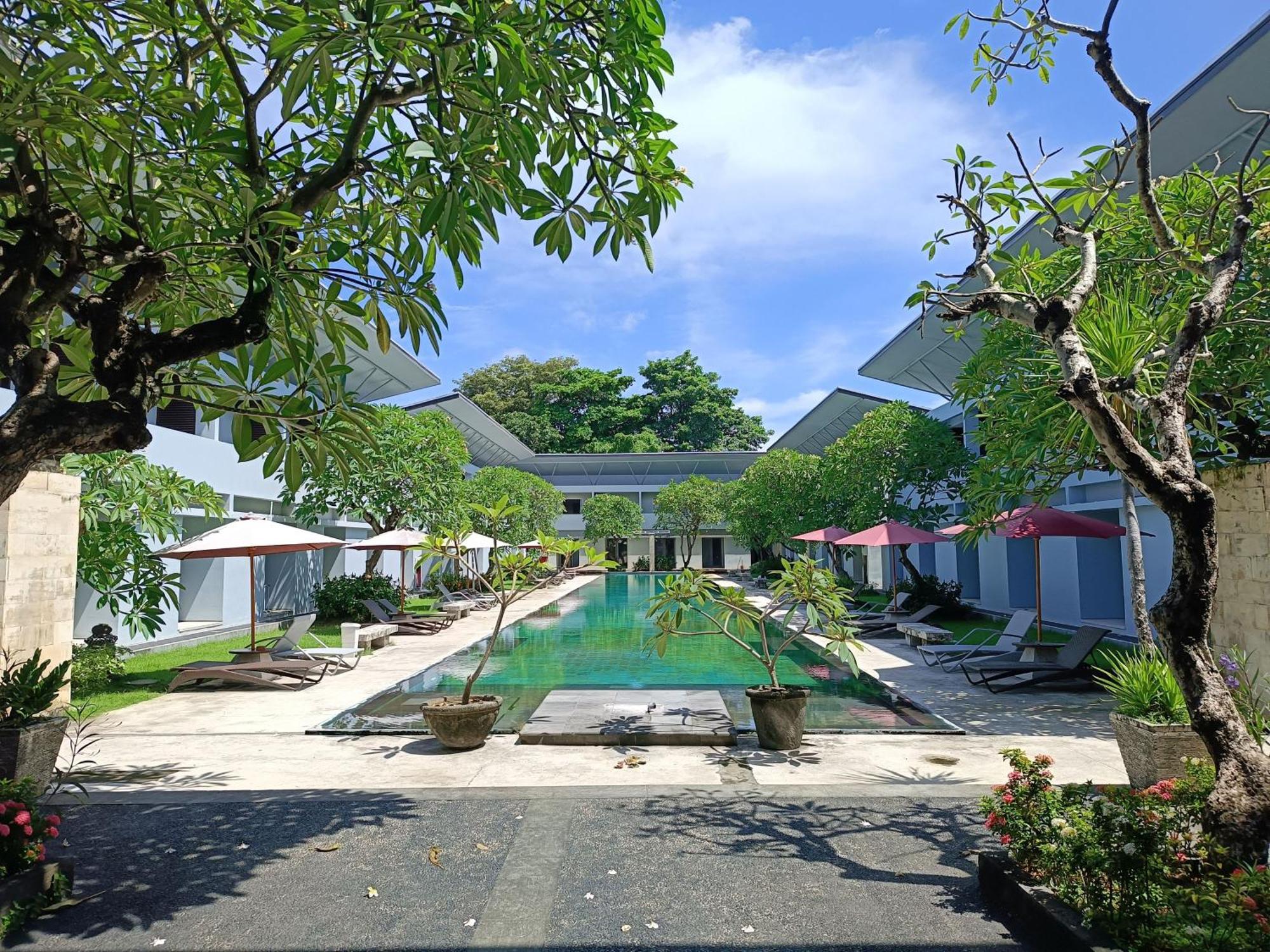 Kuta Living By Kamara Hotel Exterior foto